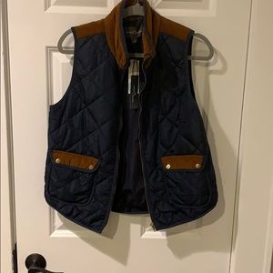 Market & Spruce Corduroy Trim Puffer Vest
